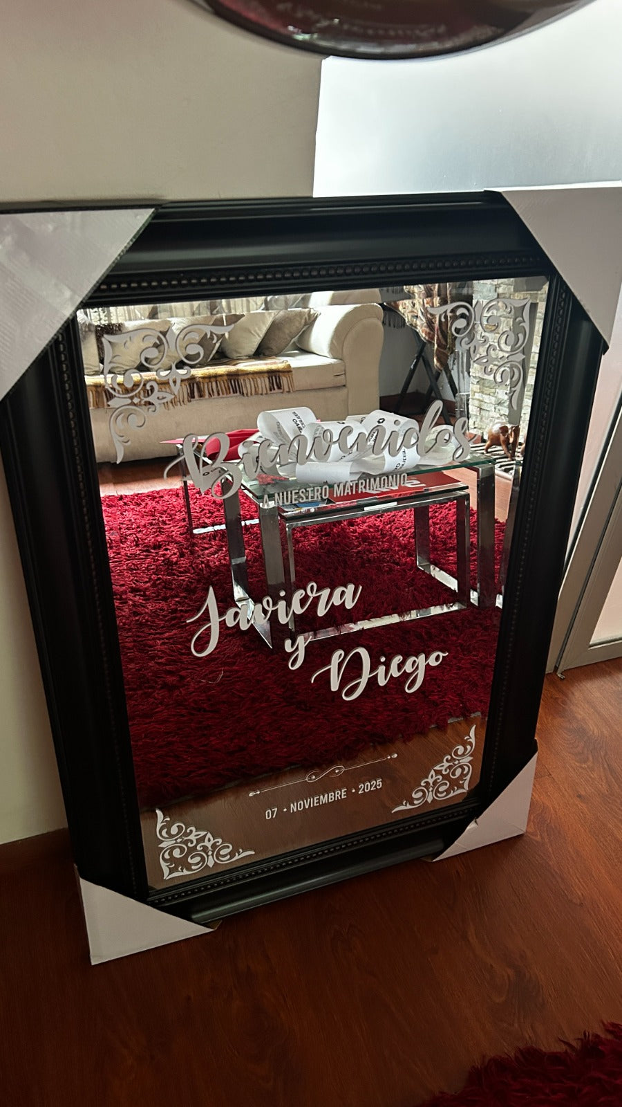 ARRIENDO ESPEJO PERSONALIZADO