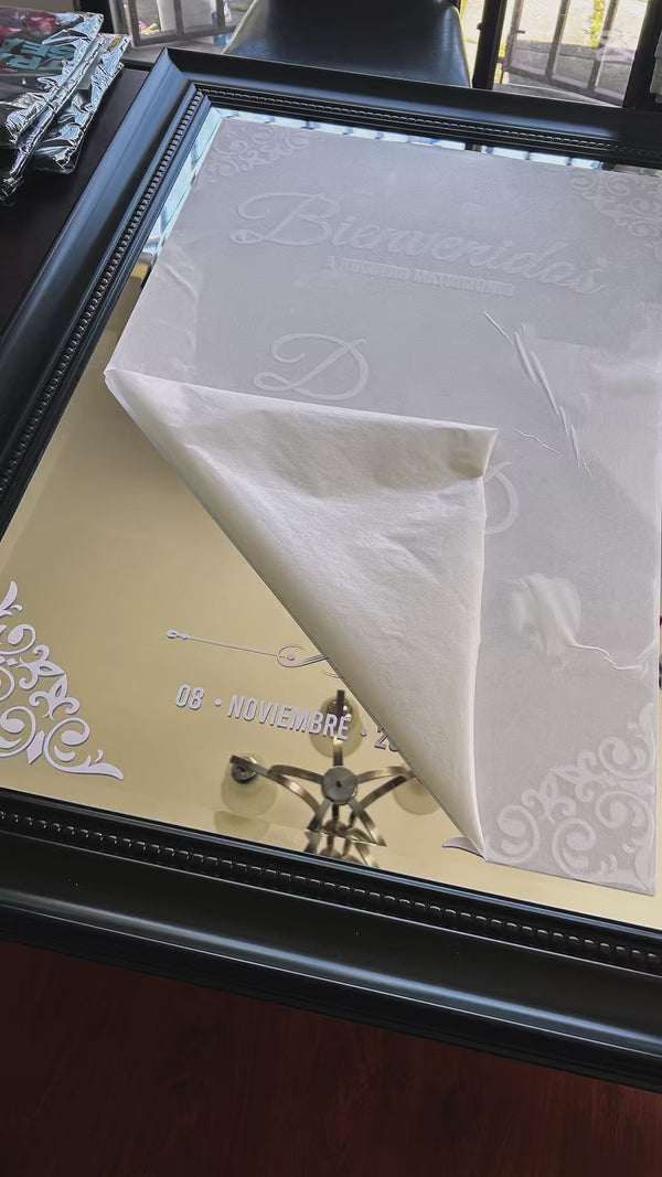 ARRIENDO ESPEJO PERSONALIZADO